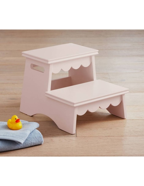 Banco Scallop Stepstool 1