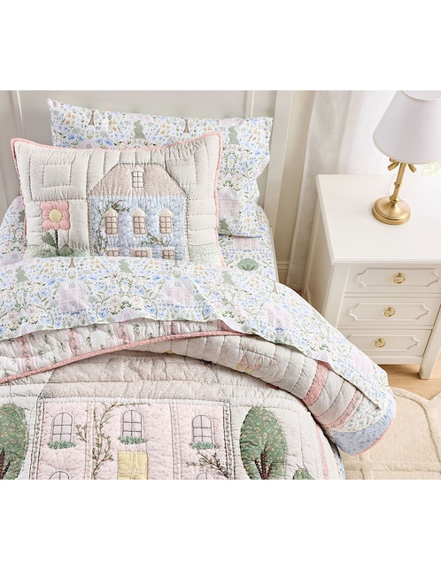 Colcha Dollhouse