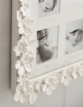 Portarretrato Pottery Barn Kids Hydrangea First Year de metal para 13 fotos