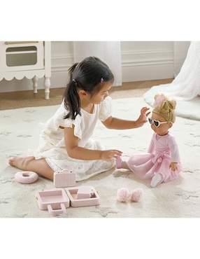 Ropa y accesorio de muñeca Doll Travel