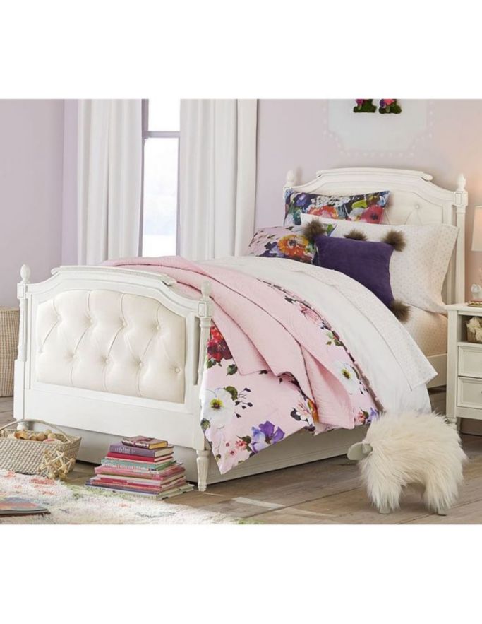 Cama Blythe Tufted de madera individual 6