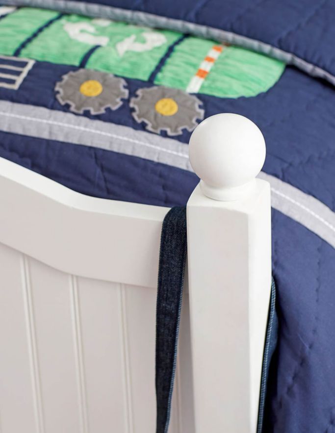 Cama Catalina de madera matrimonial 10