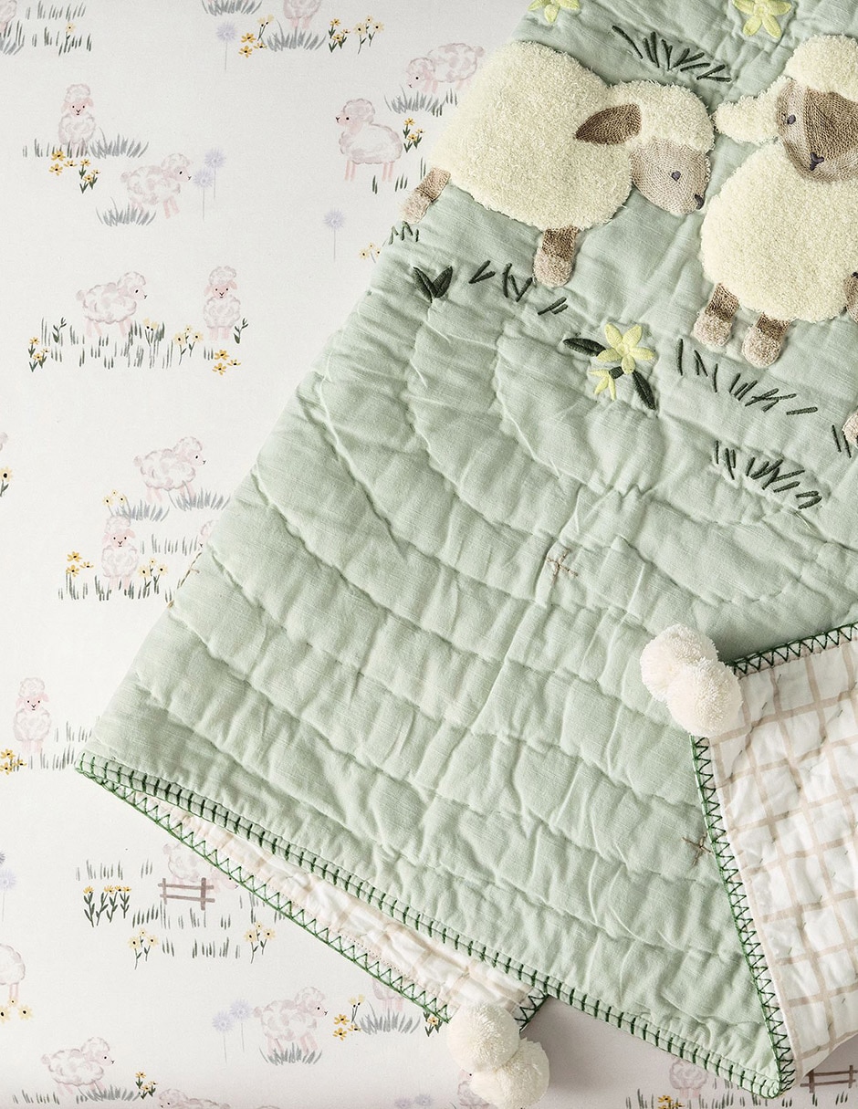 Colcha Sheep Nursery 2