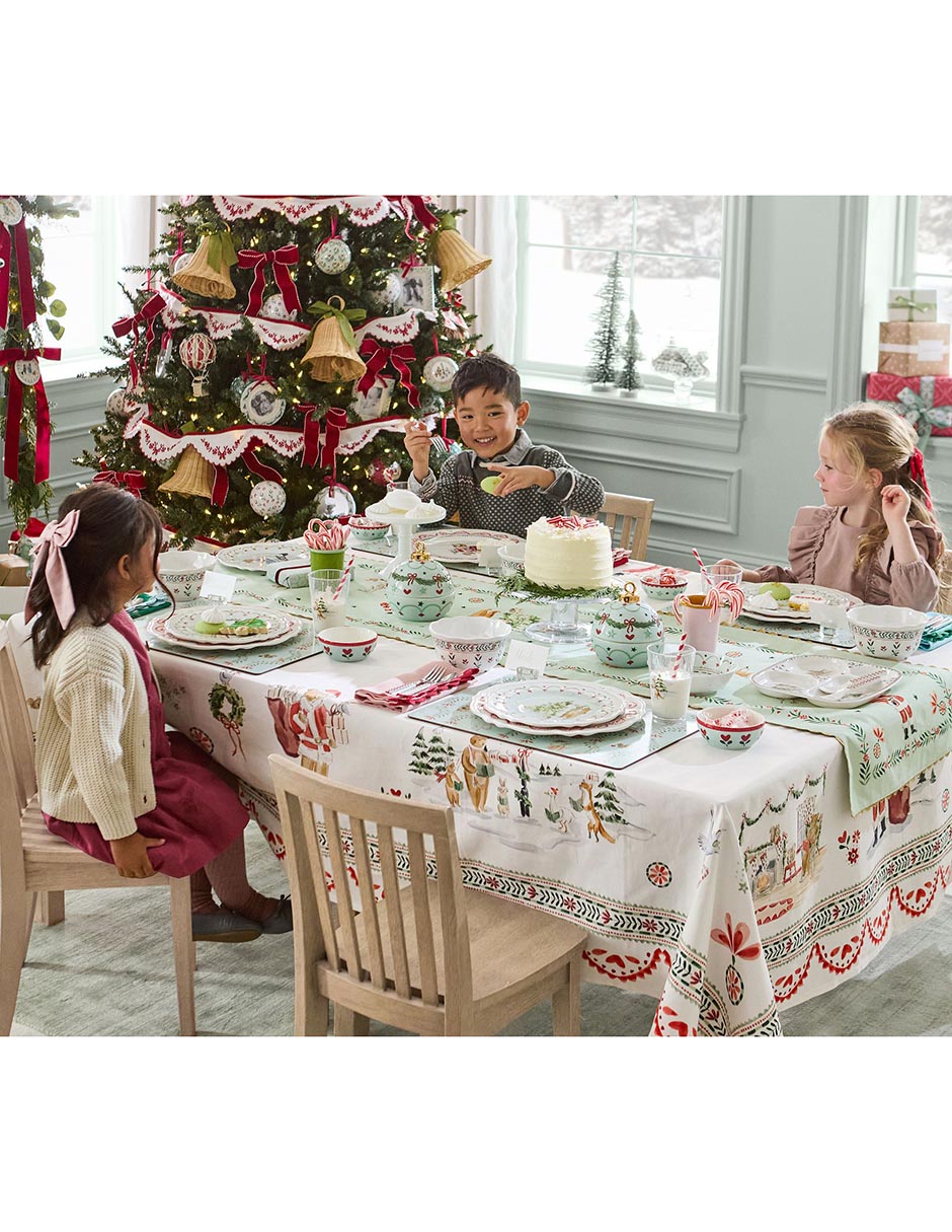 Bowl navideño Riley Sheehey de melamina 4